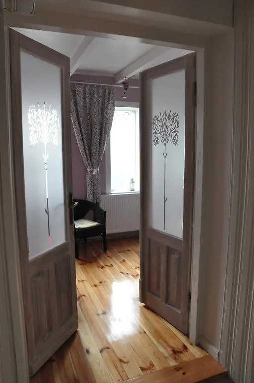 Be Well 3-Rooms Apartment With Parking And Garden Warschau