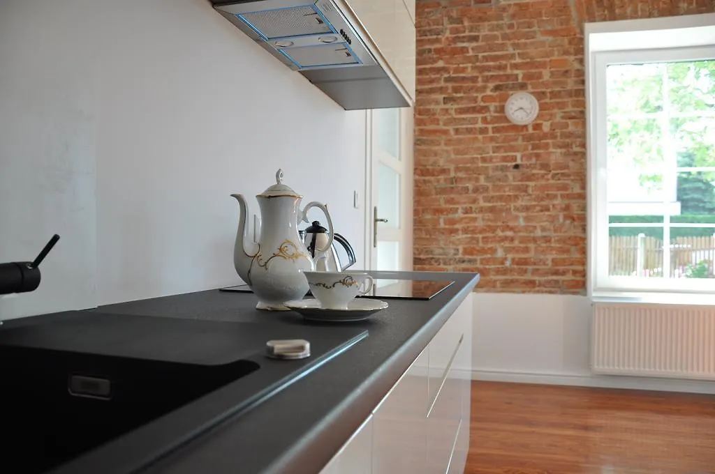Be Well 3-Rooms Apartment With Parking And Garden Warschau 0*,  Polen