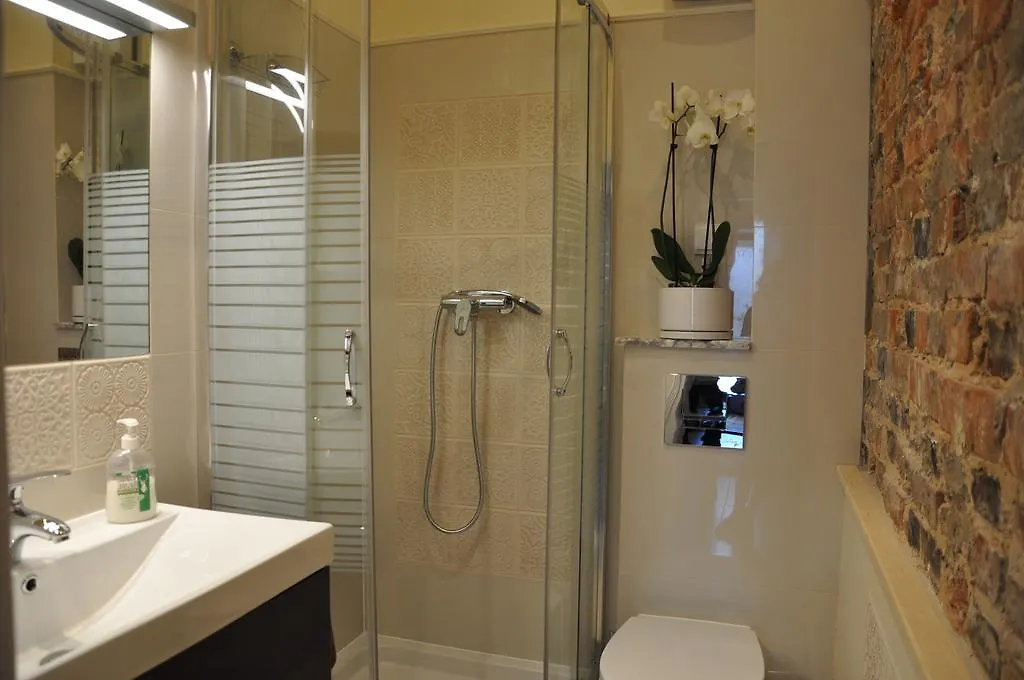 Be Well 3-Rooms Apartment With Parking And Garden Warschau 0*,