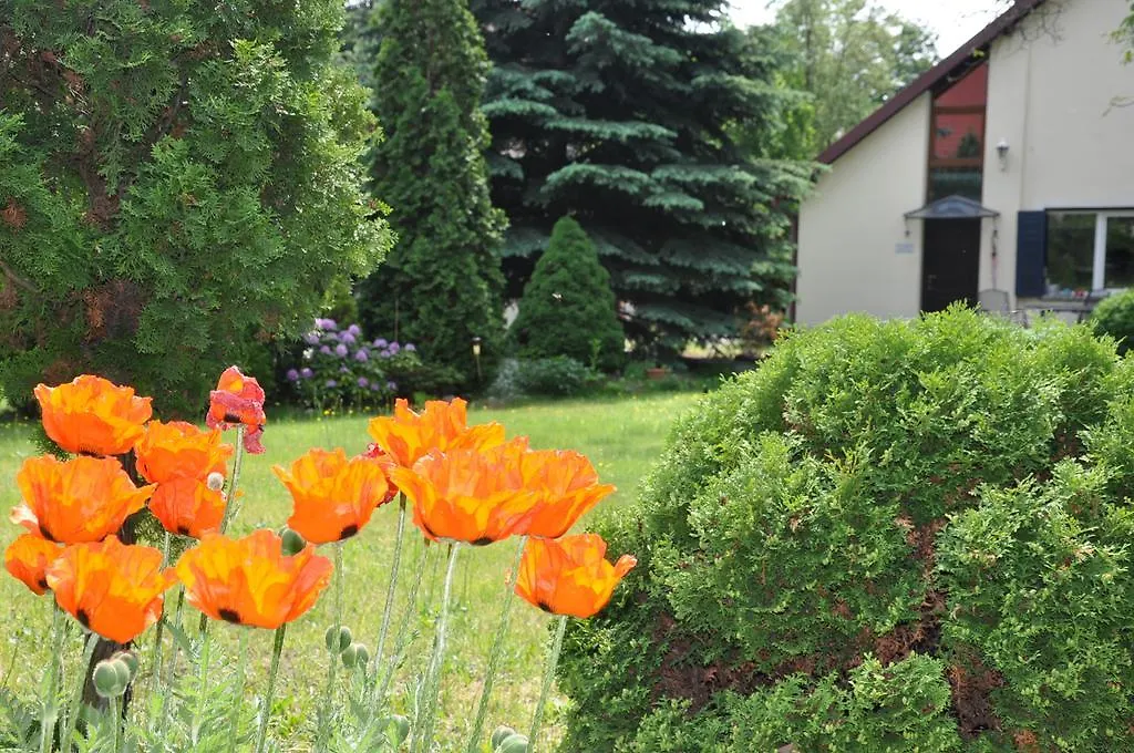 Be Well 3-Rooms Apartment With Parking And Garden Warschau Polen