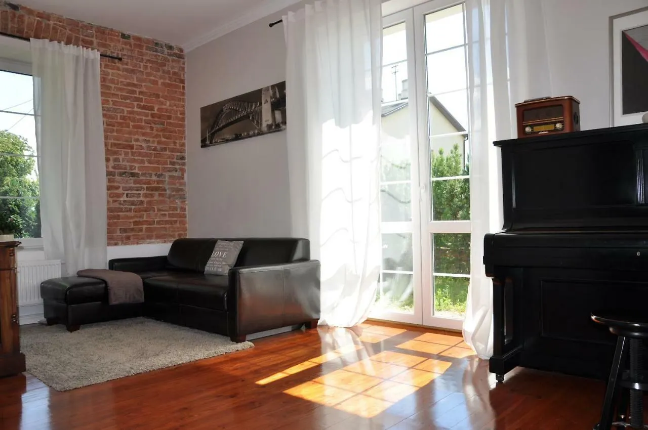 Be Well 3-Rooms Apartment With Parking And Garden Warschau