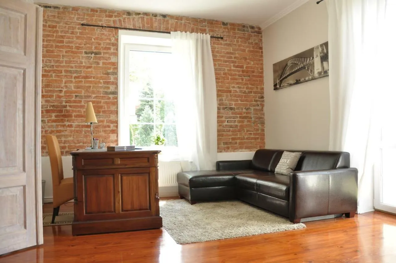 Be Well 3-Rooms Apartment With Parking And Garden Warschau